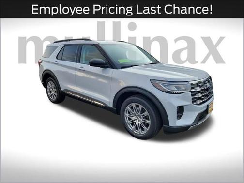 2025 Ford Explorer Active