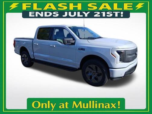 2025 Ford F-150 Lightning Flash