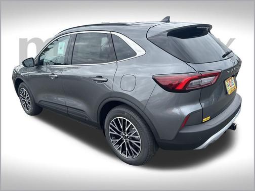 2025 Ford Escape PHEV SE