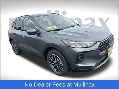 2025 Ford Escape PHEV SE