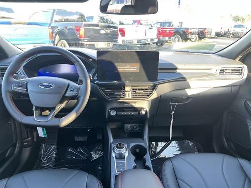 2025 Ford Escape ST-Line Elite