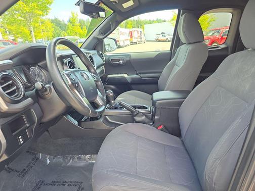 Magnetic Gray Metallic 2016 Toyota Tacoma TRD Off Road
