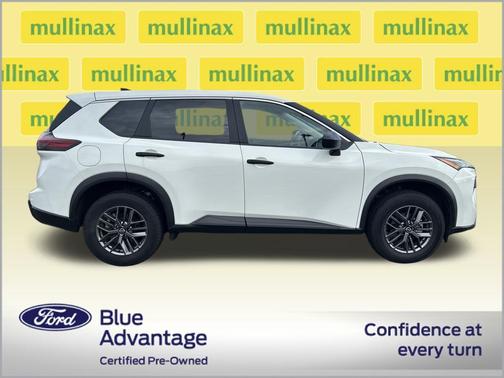 Glacier White 2024 Nissan Rogue S