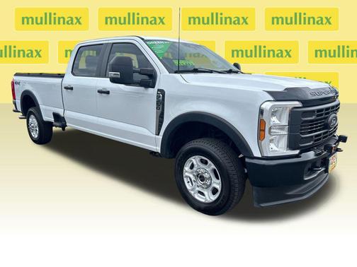 Oxford White 2024 Ford F-350 XL