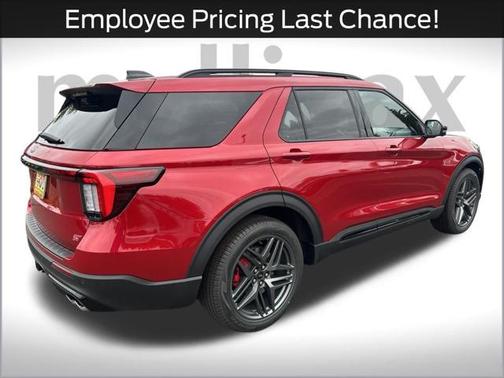2025 Ford Explorer ST