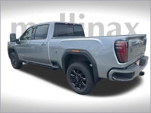 2024 GMC Sierra 2500 AT4