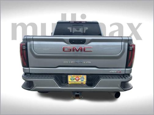 2024 GMC Sierra 2500 AT4