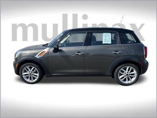 2012 MINI Cooper Countryman Base