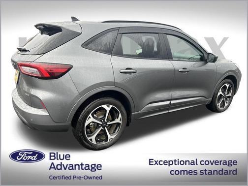 2023 Ford Escape ST-Line Elite