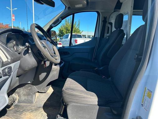 2017 Ford Transit-250 Base