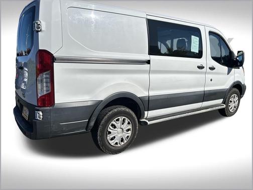 2017 Ford Transit-250 Base