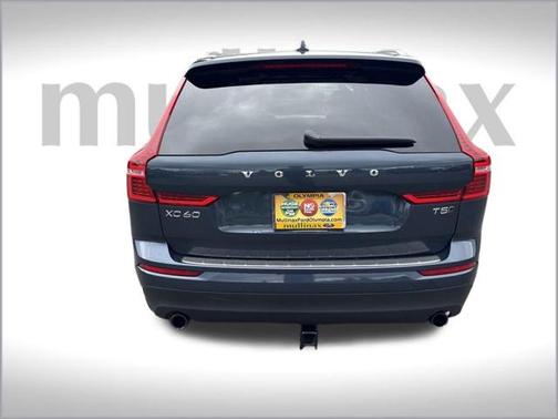 2020 Volvo XC60 T5 Momentum