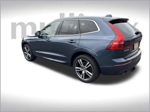 2020 Volvo XC60 T5 Momentum