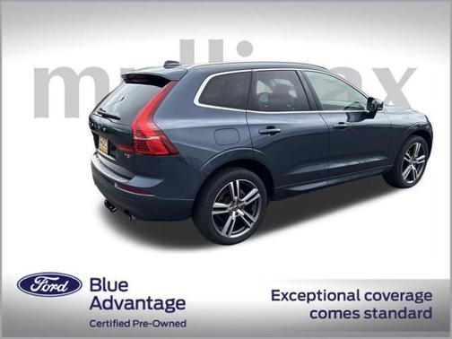 2020 Volvo XC60 T5 Momentum