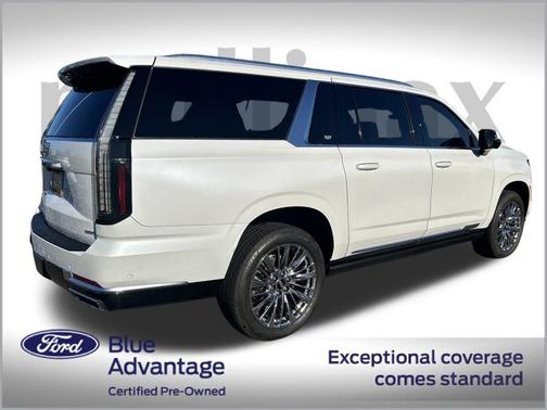 2025 Cadillac Escalade ESV Premium Luxury