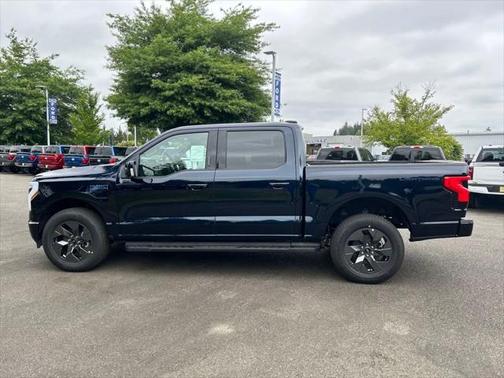 2025 Ford F-150 Lightning LARIAT