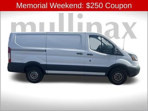 2017 Ford Transit-250 Base