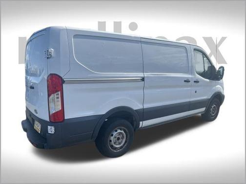 2017 Ford Transit-250 Base