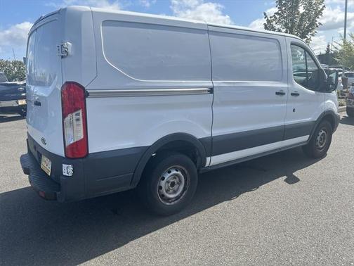 2017 Ford Transit-250 Base
