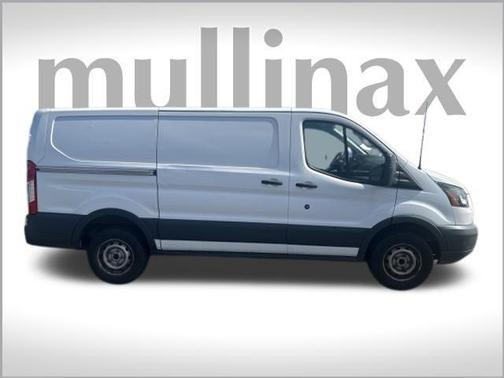 2017 Ford Transit-250 Base