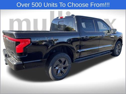 2025 Ford F-150 Lightning LARIAT