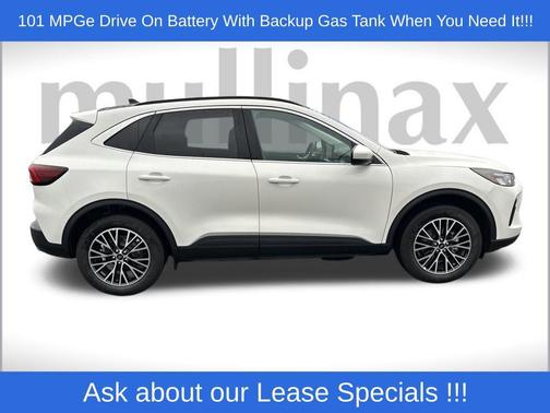 2025 Ford Escape PHEV SE