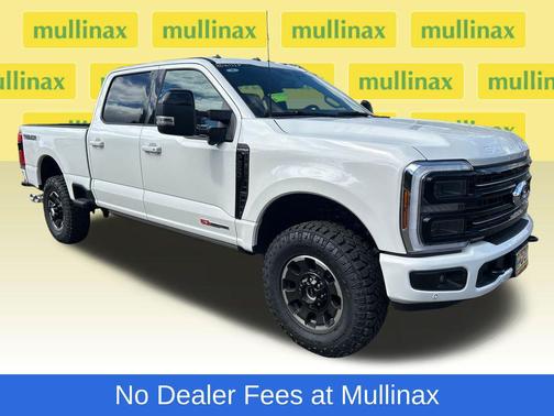 Star White Metallic Tri-Coat 2026 Ford F-250 Platinum