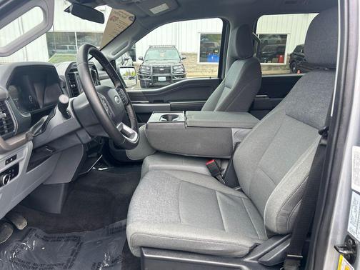 Iconic Silver Metallic 2025 Ford F-150 XLT