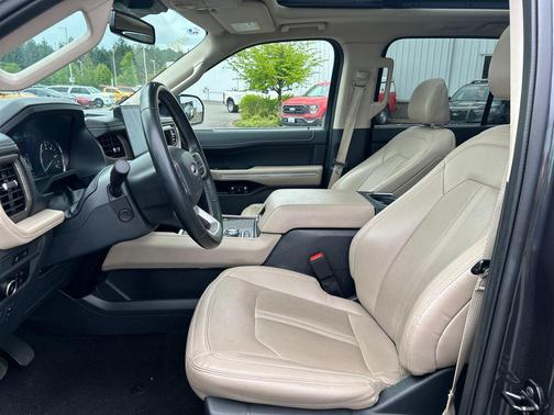 Dark Matter Gray Metallic 2024 Ford Expedition Limited