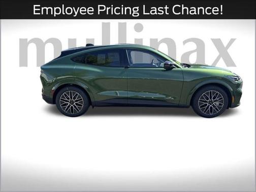 2025 Ford Mustang Mach-E Premium