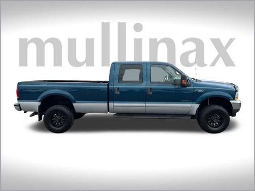 2002 Ford F-350 XLT Crew Cab Super Duty