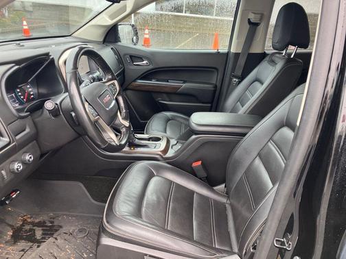 2017 GMC Canyon Denali