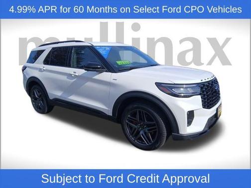 2025 Ford Explorer ST-Line