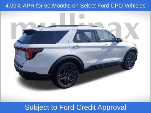 2025 Ford Explorer ST-Line