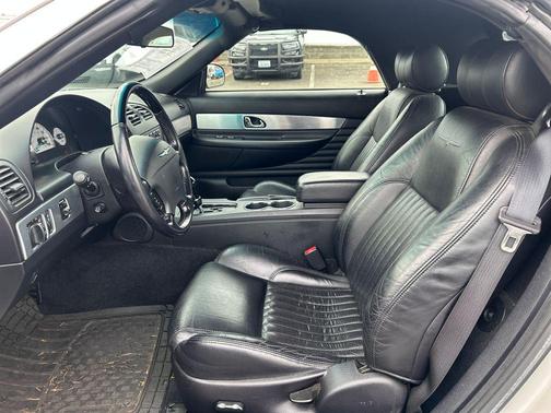 2004 Ford Thunderbird Premium