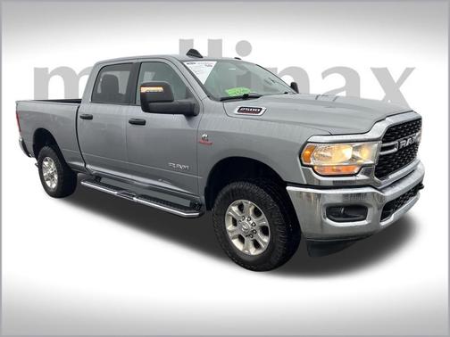 2024 RAM 2500 Big Horn Crew Cab 4x4 6'4' Box
