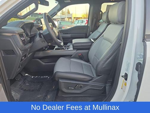 2025 Ford F-150 Lightning LARIAT