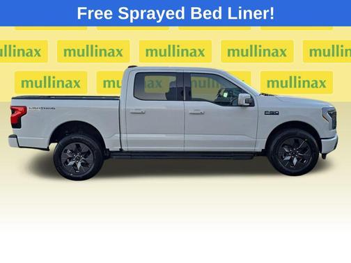 2025 Ford F-150 Lightning LARIAT