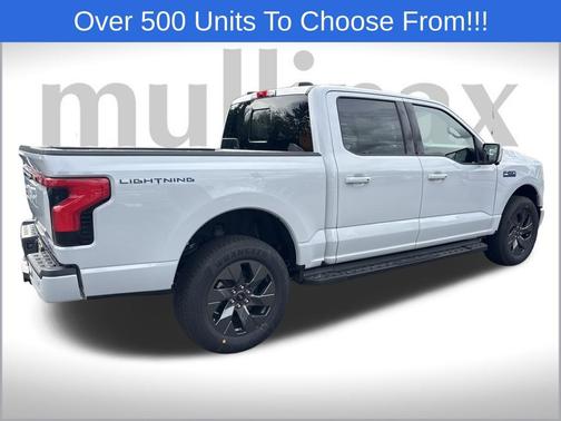 2025 Ford F-150 Lightning LARIAT