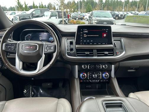 2023 GMC Yukon XL SLT