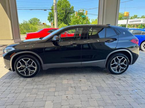 Black 2018 BMW X2 sDrive28i