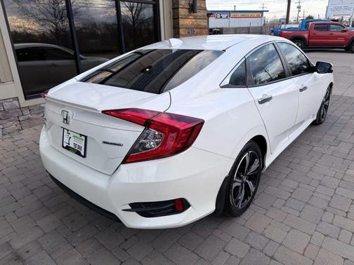 2018 Honda Civic Touring