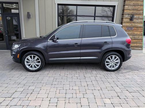 2016 Volkswagen Tiguan SE