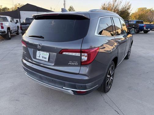 2021 Honda Pilot AWD Elite