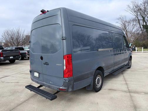 2019 Mercedes-Benz Sprinter 2500 High Roof