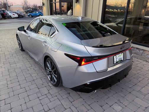 2022 Lexus IS 350 Base