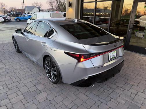 2022 Lexus IS 350 Base