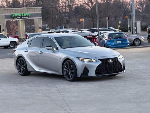 2022 Lexus IS 350 Base