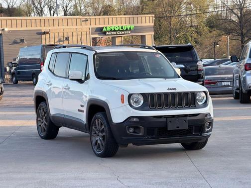 Alpine White 2016 Jeep Renegade Sport