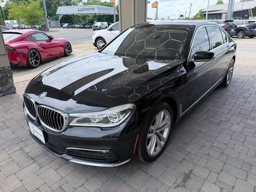 Black 2017 BMW 750 i xDrive